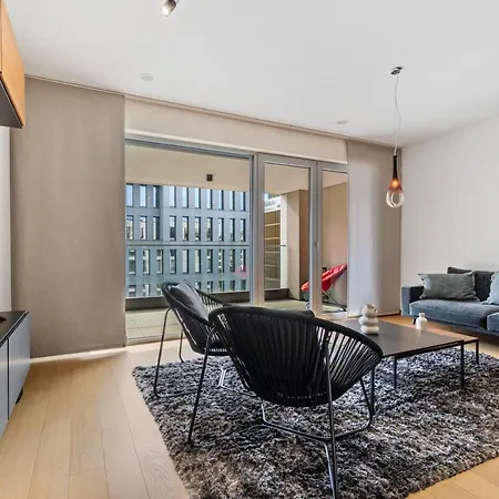 Stylish In Cloche Dor W Balcony *